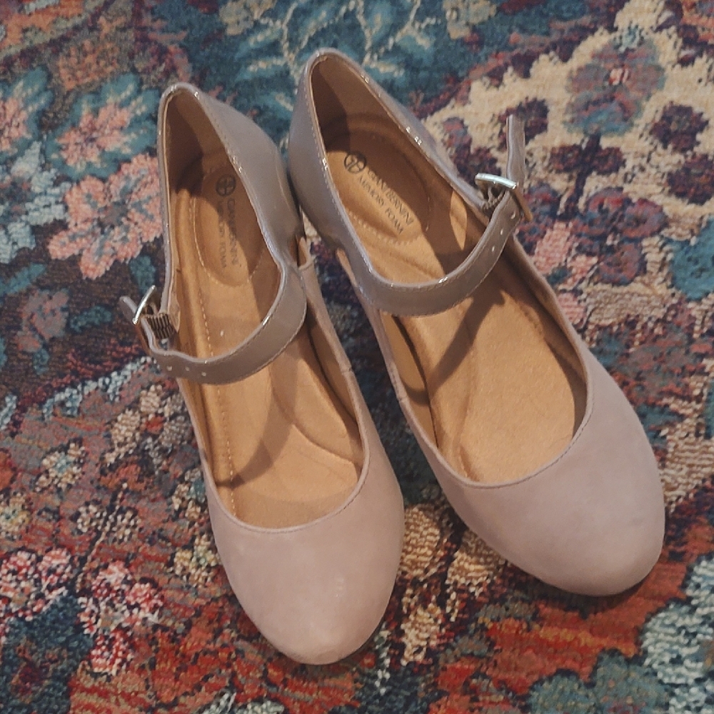 Comfort Plus by Predictions Taupe Mary Jane Heels